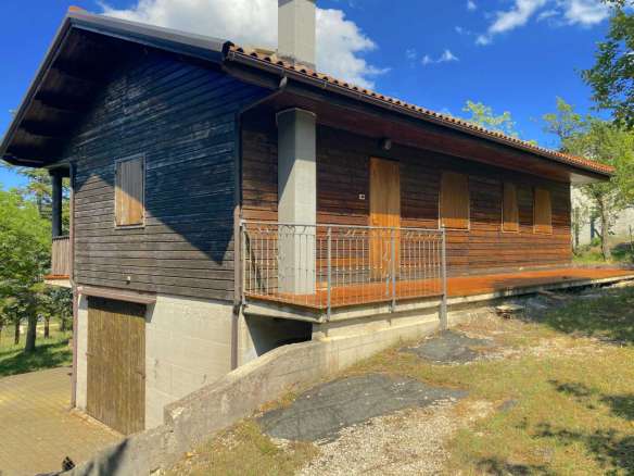 Cottage immerso nel verde dei Monti Sibillini