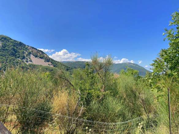 Cottage immerso nel verde dei Monti Sibillini