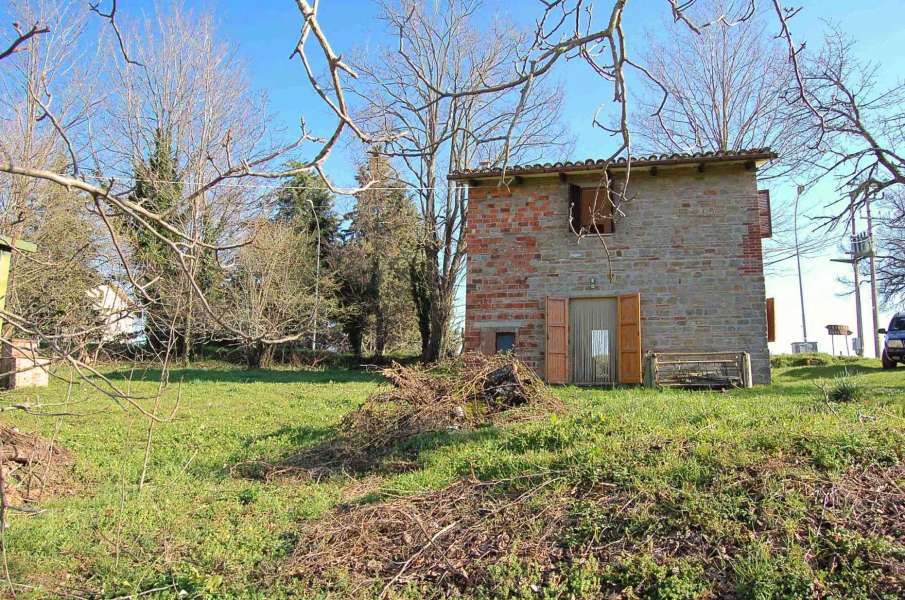 Farmhouse Wald for sale